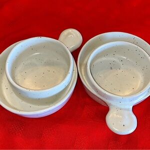 Robert Weiss USA Speckled Cream-Colored, Soup & Cracker Bowls Set Of Two 1977